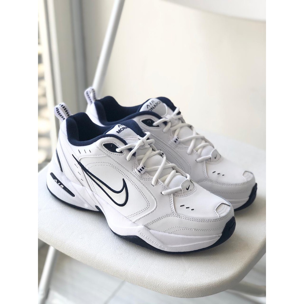 Sepatu nike shop air monarch