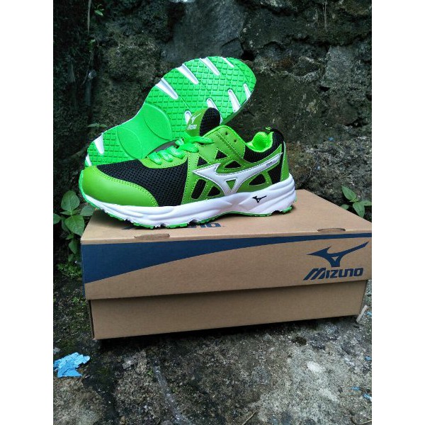 Sepatu mizuno 2024 spark 2