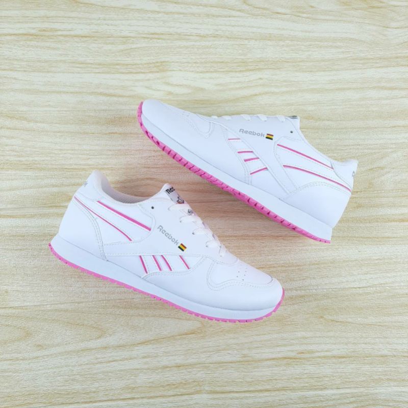 Jual Sepatu Reebok Terlengkap & Harga Terbaru Juli 2026 | Shopee Indonesia