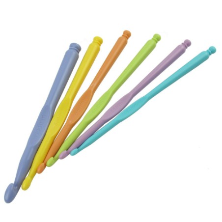 Jual ANEKA - Hakpen (Jarum Rajut) Plastik Bulat / Plastic Crochet Hook ...