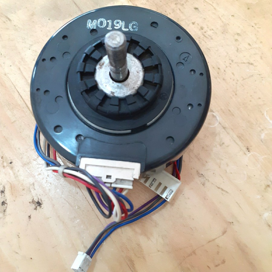 jual-dinamo-motor-fan-ac-daikin-thailand-t26nup18h22-original-shopee