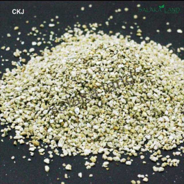 Pomice Vulcanica 3/7 Mm | Sacchi Da 30 Kg (50 Litri) | Per Giardinaggio E Florovivaismo | Naturale E Ecologica