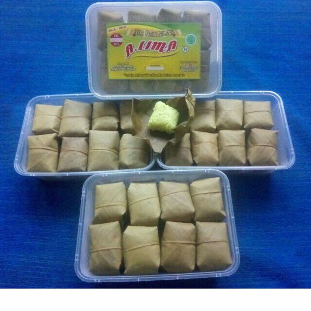 Jual 4 Box Tape ketan daun jambu kemasan mika isi 16 pcs / Box Shopee Indonesia