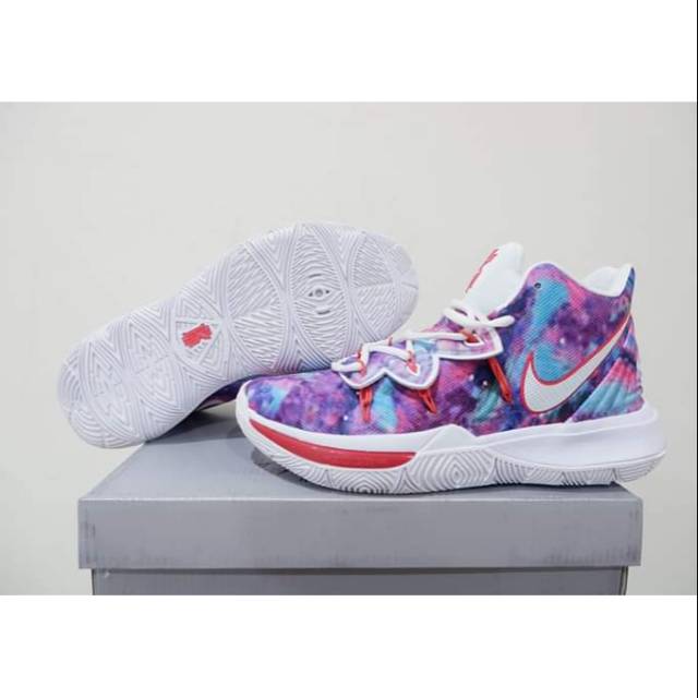 Kyrie 5 neon blend clearance