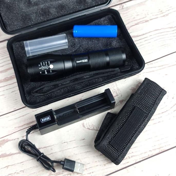 Jual Paket Senter LED Tactical Cree XM-P50 8000 Lumens+Baterai+Charger ...