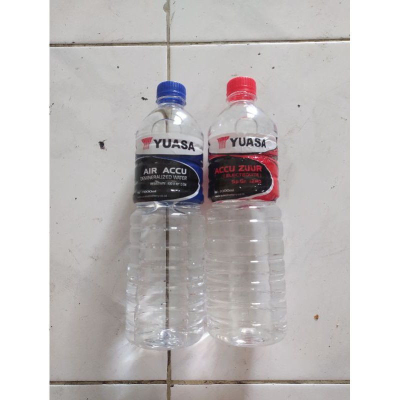 Jual Air Accu Botol Biru Dan Air Zuur Botol Merah Yuasa Air Aki Air Destilasi Shopee Indonesia 7944