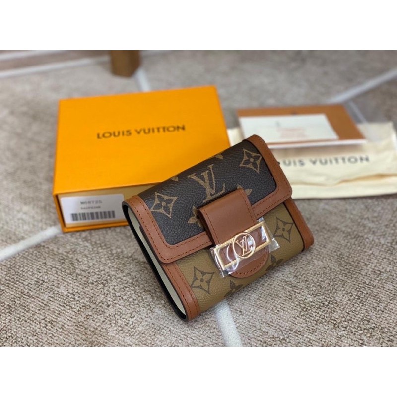 M68725 Louis Vuitton Dauphine Compact Wallet