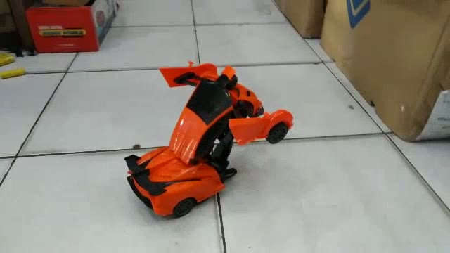 Jual Mainan Mobil anak Remot Kontrol Jadi Robot [COD] RC Mobil Robot R ...