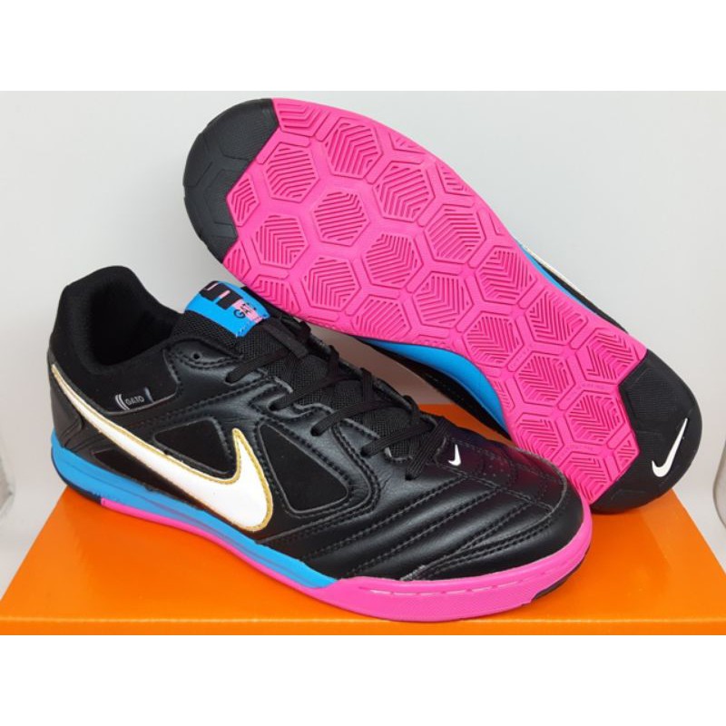 Nike hotsell five futsal