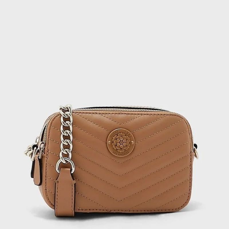 Jual GUESSS Noelle Quilted Camera Crossbody Shopee Indonesia