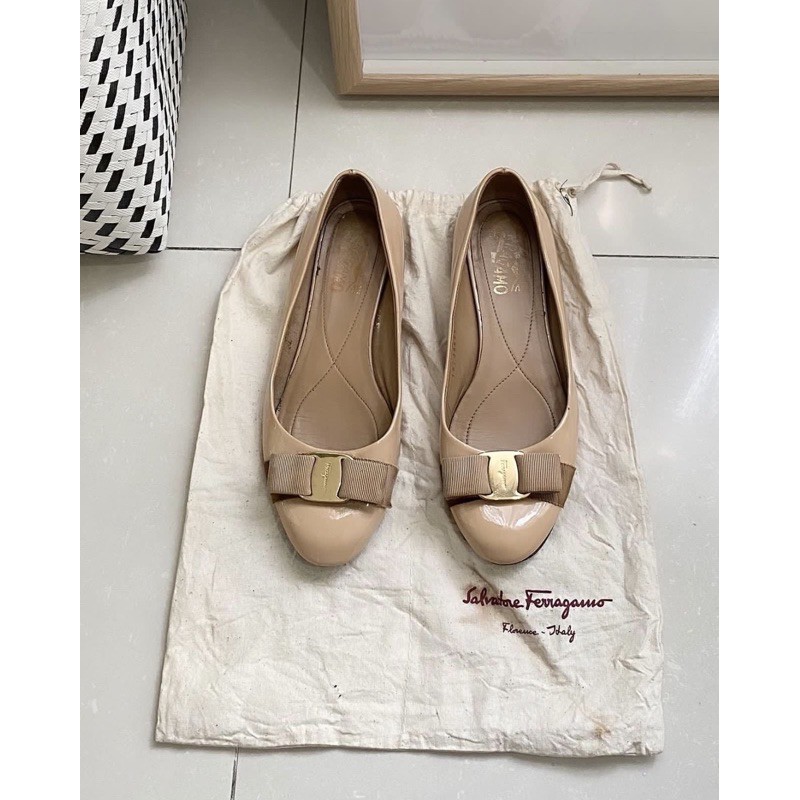 Harga flat clearance shoes salvatore ferragamo