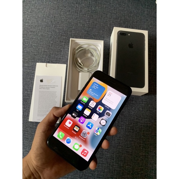 Jual iphone 7 plus 128Gb black mate ibox fullset original ( non earphone) Shopee Indonesia
