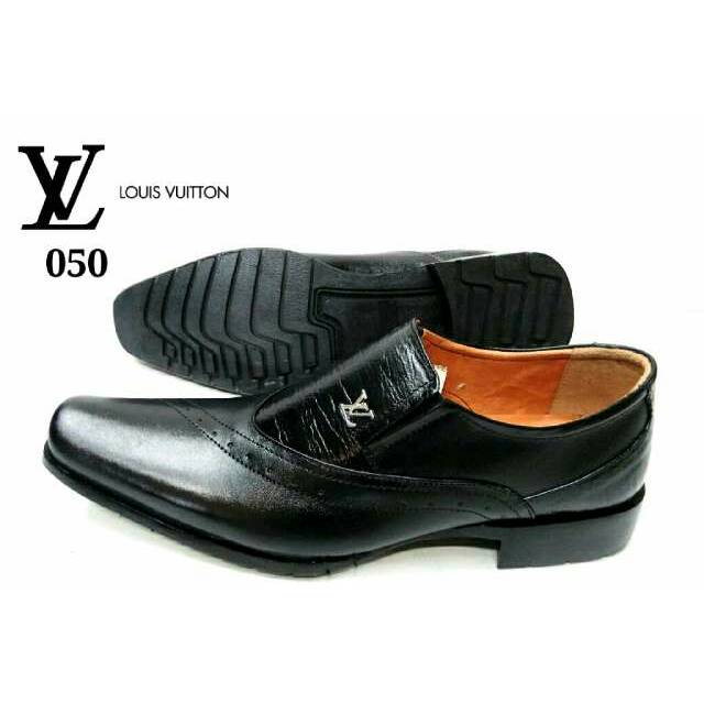 Sepatu Pria Branded LV Punchy Sneaker Damier Graphite Hitam Bahan