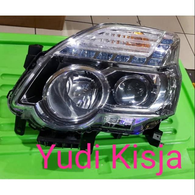 Jual Headlamp Head Lamp Lampu Depan Nissan XTrail Xtrail T31 Xv