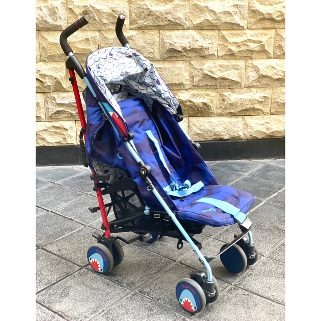 Cosatto shark outlet stroller