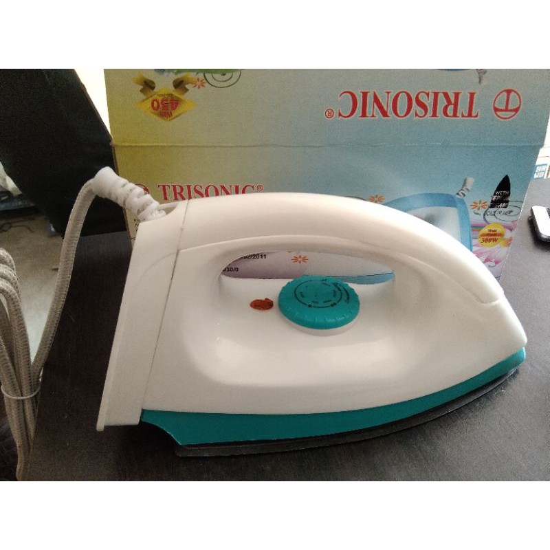 Jual Setrika Trisonic T-666/ setrika gosokan Trisonic murah di kota