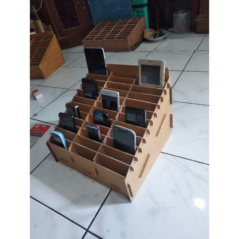 Jual rak hp servisan 36 slot RAK KOTAK KAYU SPAREPART HP - RAK ...