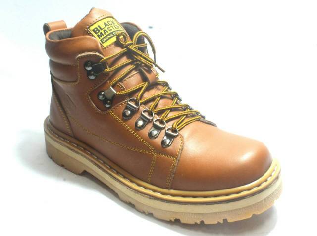 Jual SULTAN FOOTWEAR - Sultan X BM Hard Rock Tan Original Boots Kulit ...