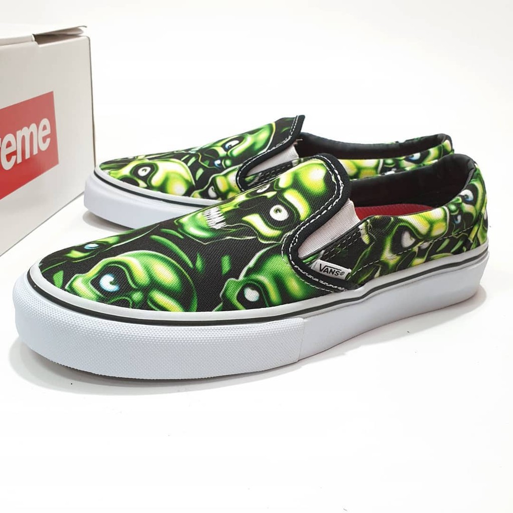 Supreme vans shop skull slip on