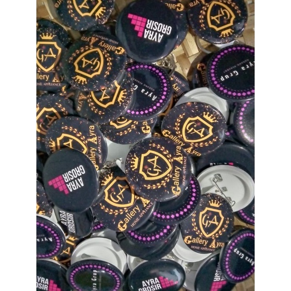 Jual (TANPA P.O) PIN CUSTOM 44 PENITI 4,4cm 44mm Pin Custom Pin ...