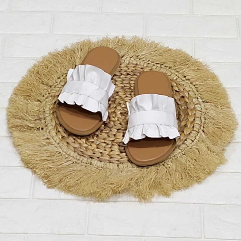 sandal plat