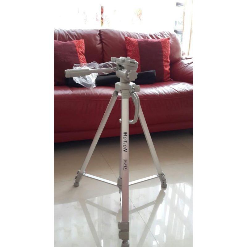 Jual Tripod Motion Silver tinggi max 1,68m, Free Bag | Shopee Indonesia