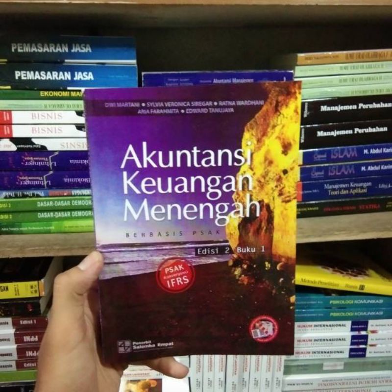 Jual Akuntansi Keuangan Menengah Berbasis PSAK Edisi 2 Buku 1 Original ...