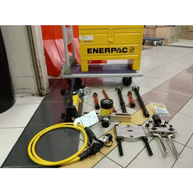Jual Enerpac BHP162, Hydraulic Cross Bearing Puller Set with Hand Pump