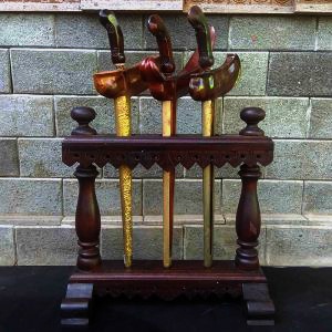 Jual Stand Jagrak Dudukan Keris Isi Kayu Jati Ukiran Klasik Shopee Indonesia