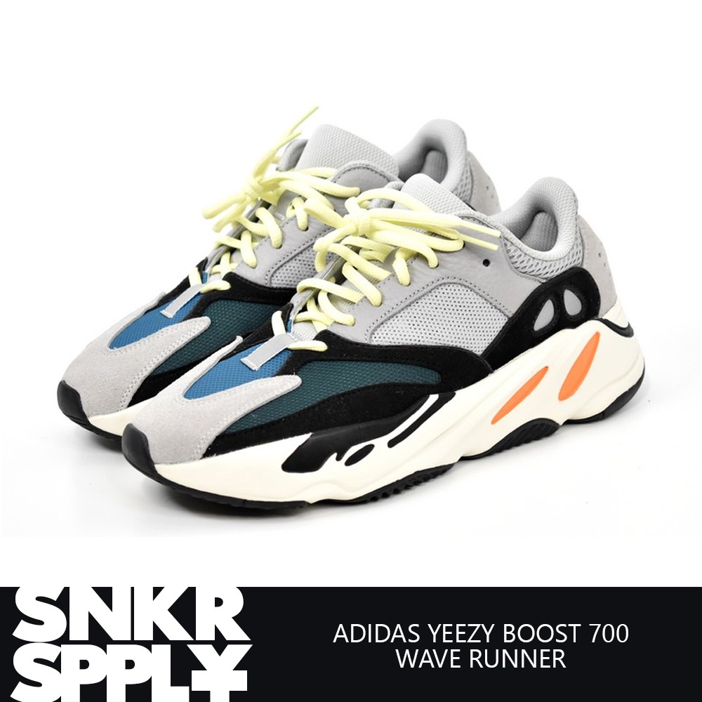 Harga yeezy sales wave runner 700