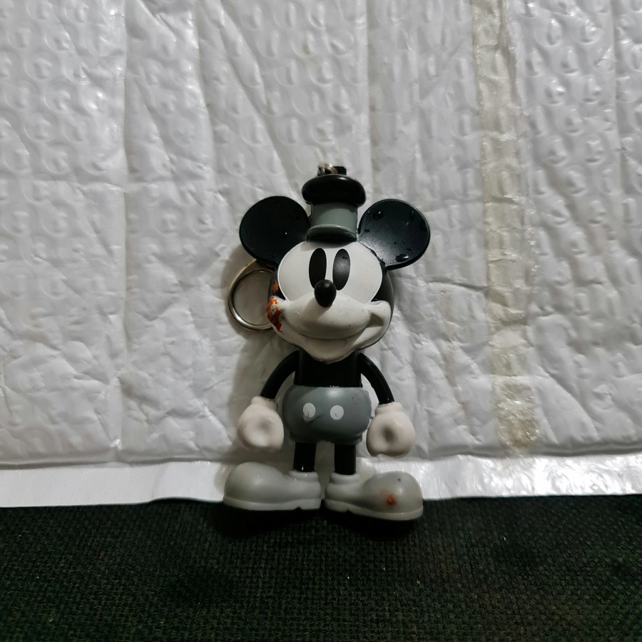 Jual Action Figure Disney Mickey Mouse Klasik Jadul Hitam Putih ...