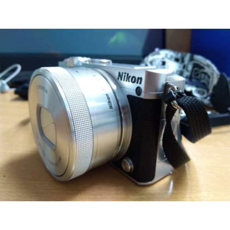 Jual Mirrorless Nikon 1 J5 (second) NEGO TIPIS Shopee Indonesia