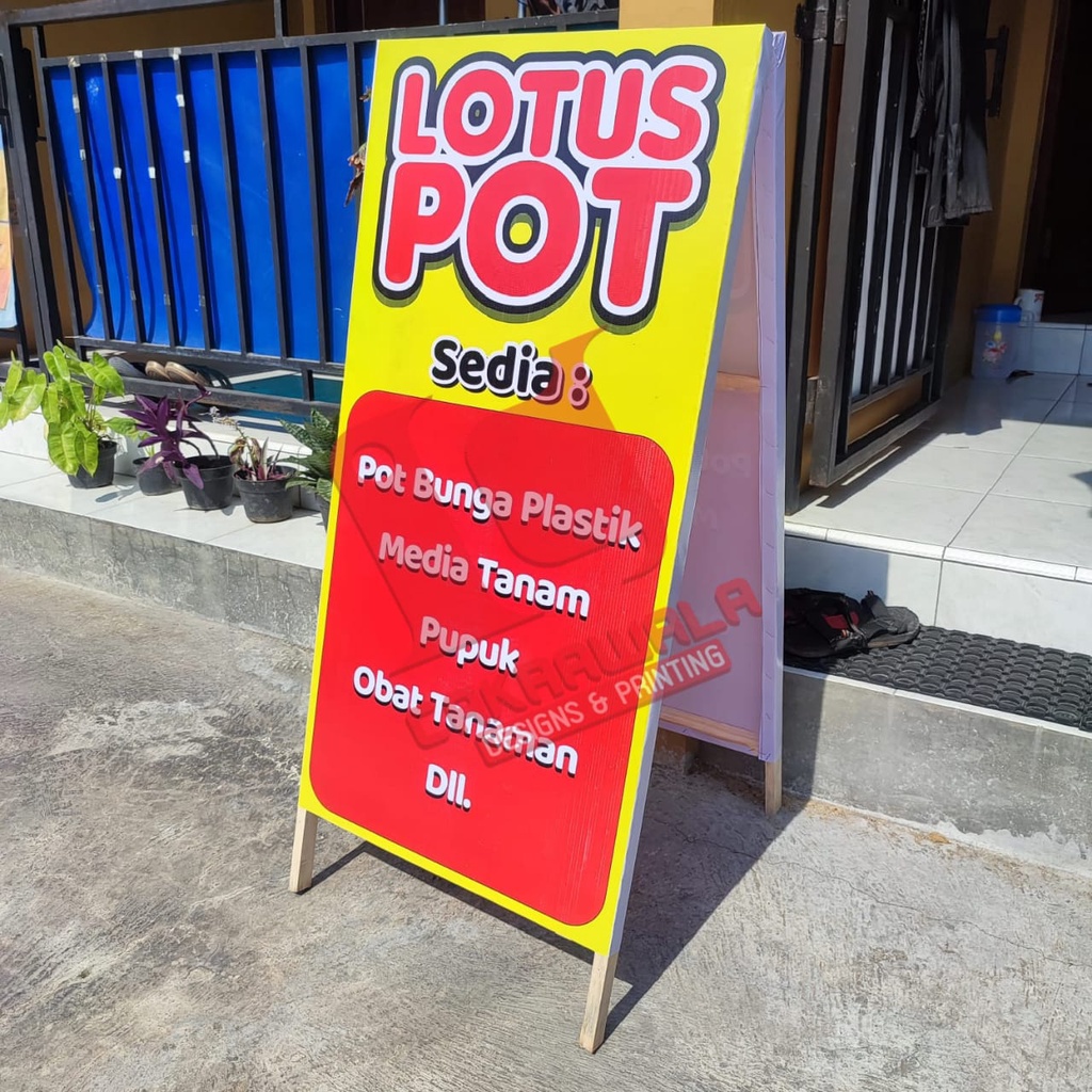 Jual STAND BANNER JUALAN POT BUNGA - STANDING BANNER KAYU UKURAN 50 X