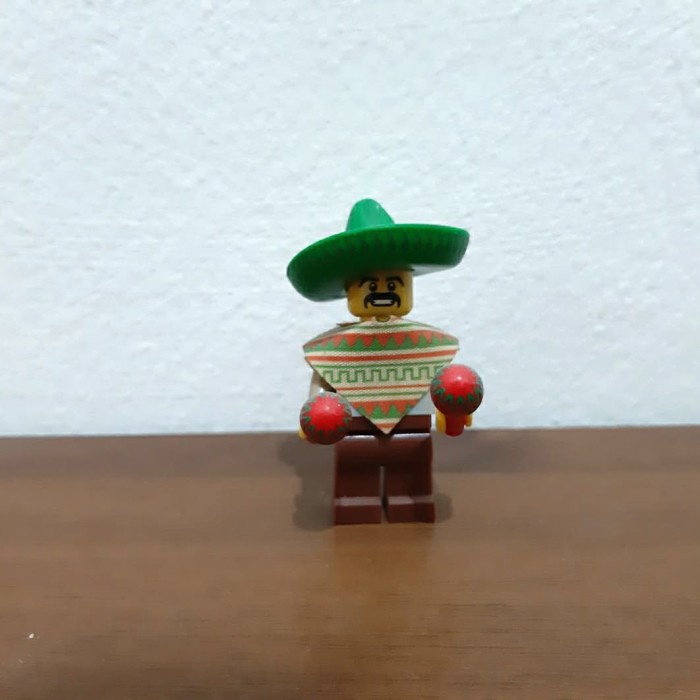 Jual Must Have!! Maraca Man Mariachi Mexico Lego Minifigure Series 2 ...