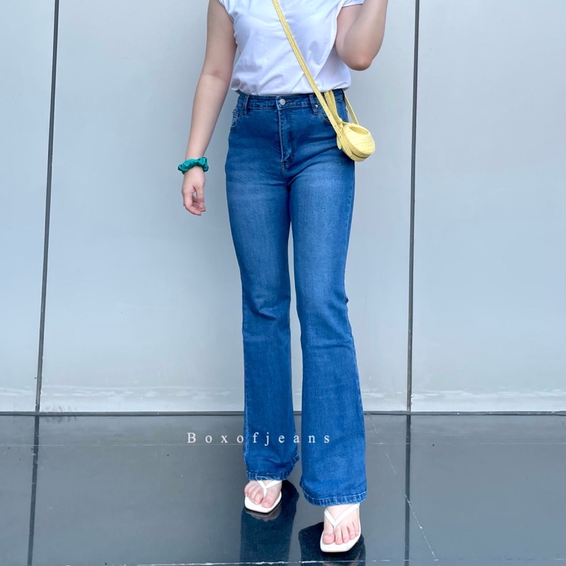 Jual Boxofjeans - HW Flared / Cutbray Jeans - DARK DENIM | Shopee Indonesia