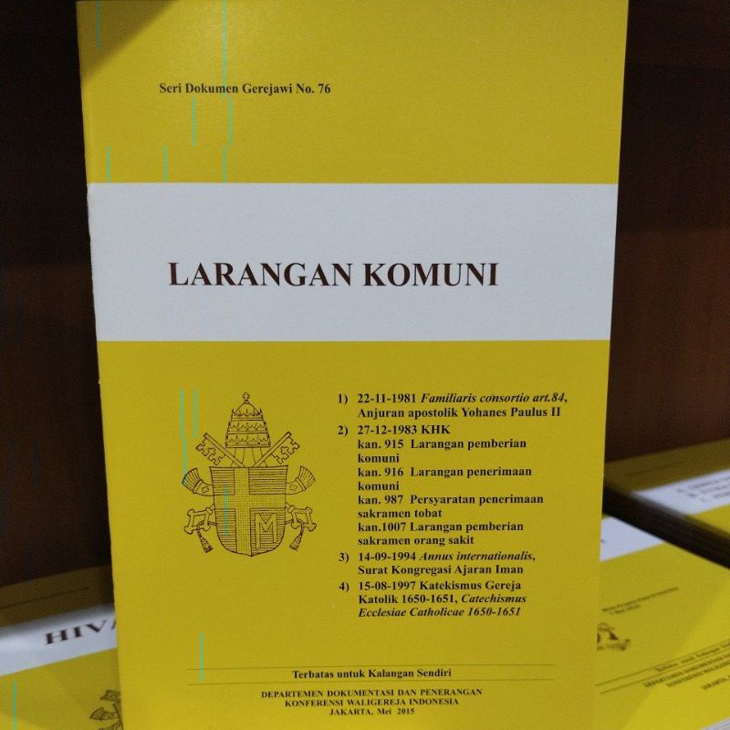 Jual Buku Seri Dokumen Gerejawi Nomor 76 Larangan Komuni Katholik ...