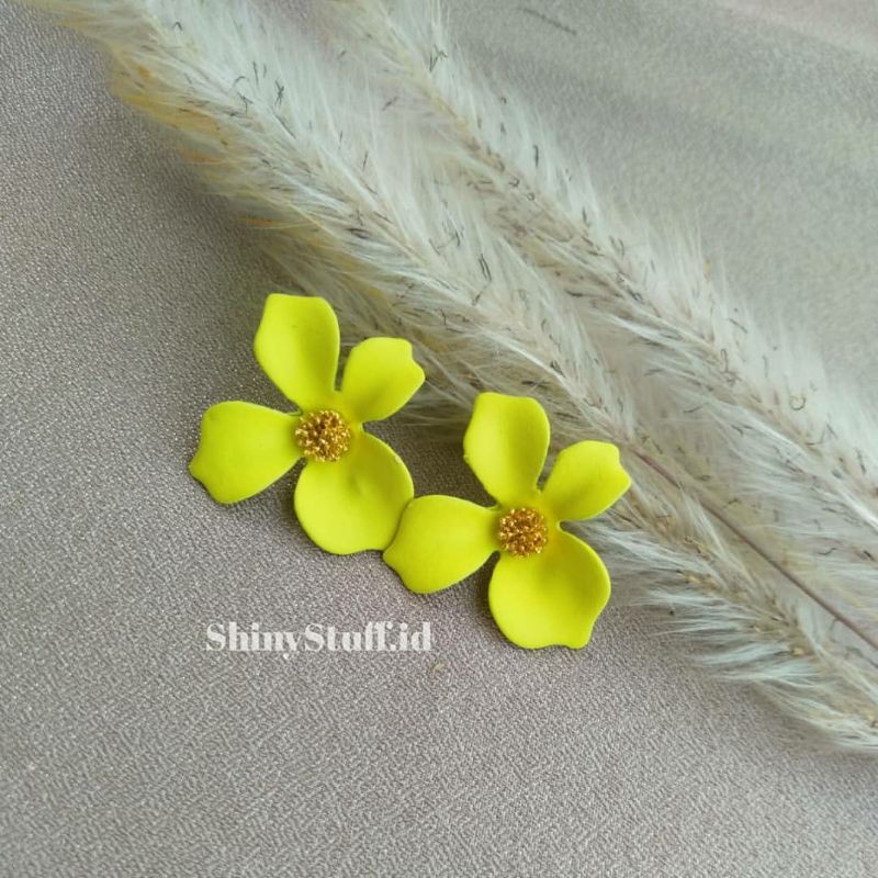 Jual SPRING FLOWER EARRINGS (YELLOW) | Shopee Indonesia