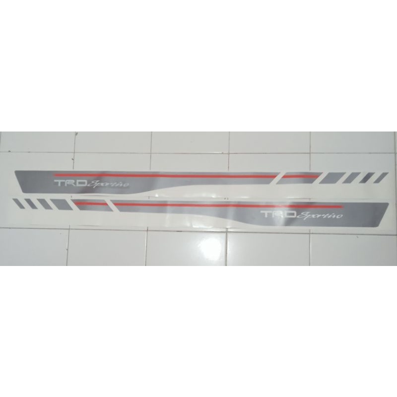 Jual Stiker Strip Body Samping Trd Sportivo Fortuner Vrz Facelift Shopee Indonesia