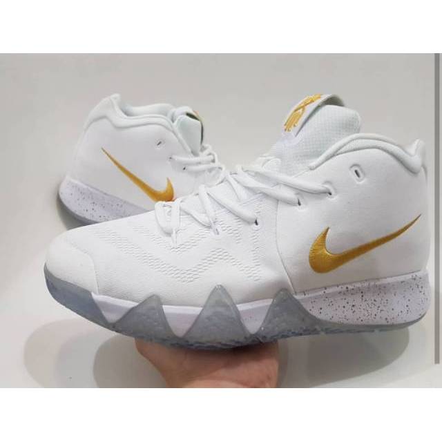 Nike Kyrie 4 Irving White Gold Premium Original.Sepatu Basket