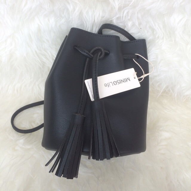 Jual Bucket bag Miniso Shopee Indonesia