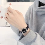 Jam Tangan Analog Wanita Kecil Bulat Bukan Kotak Quartz Simple Strap PU Korea Import Kekinian Terbaru Terlaris 2022 Harga Grosir Promo