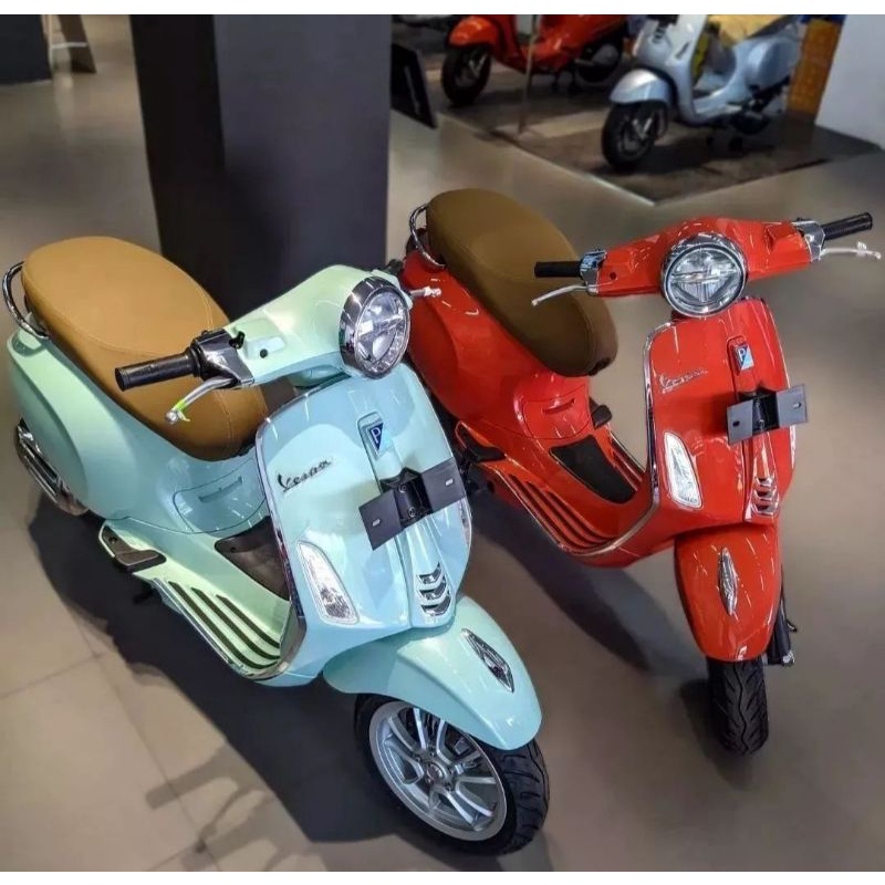 Jual VESPA MATIC PIAGGIO / VESPA LX 125 / VESPA SPRINT 150 ABS IGET / VESPA PRIMAVERA 15