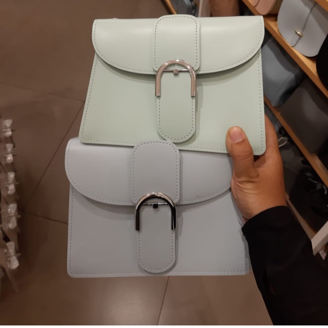 Jual Miniso sling bag Shopee Indonesia