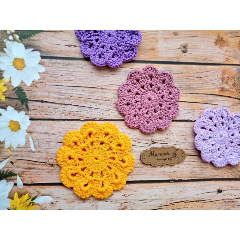 Jual Tatakan Gelas Rajut | Coaster Chrocet | Souvernir Rajut | Shopee ...