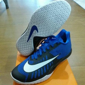 Nike hyper live online