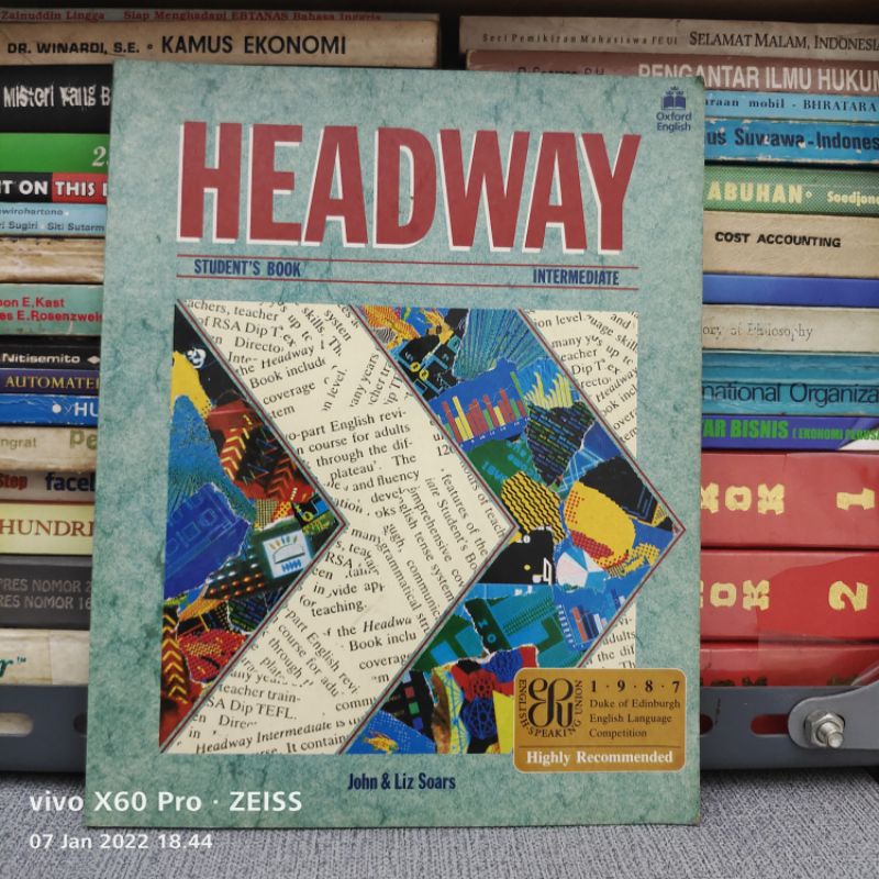 Jual HEADWAY STUDENT'S BOOK INTERMEDIATE | Shopee Indonesia