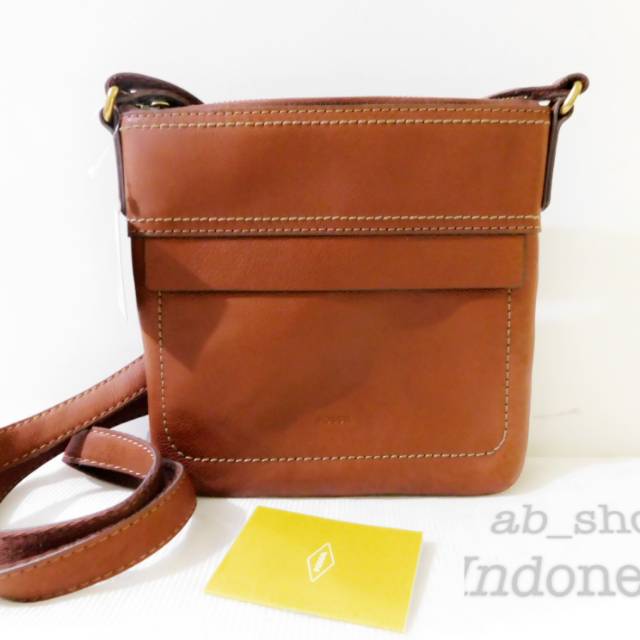 Aida hot sale small crossbody