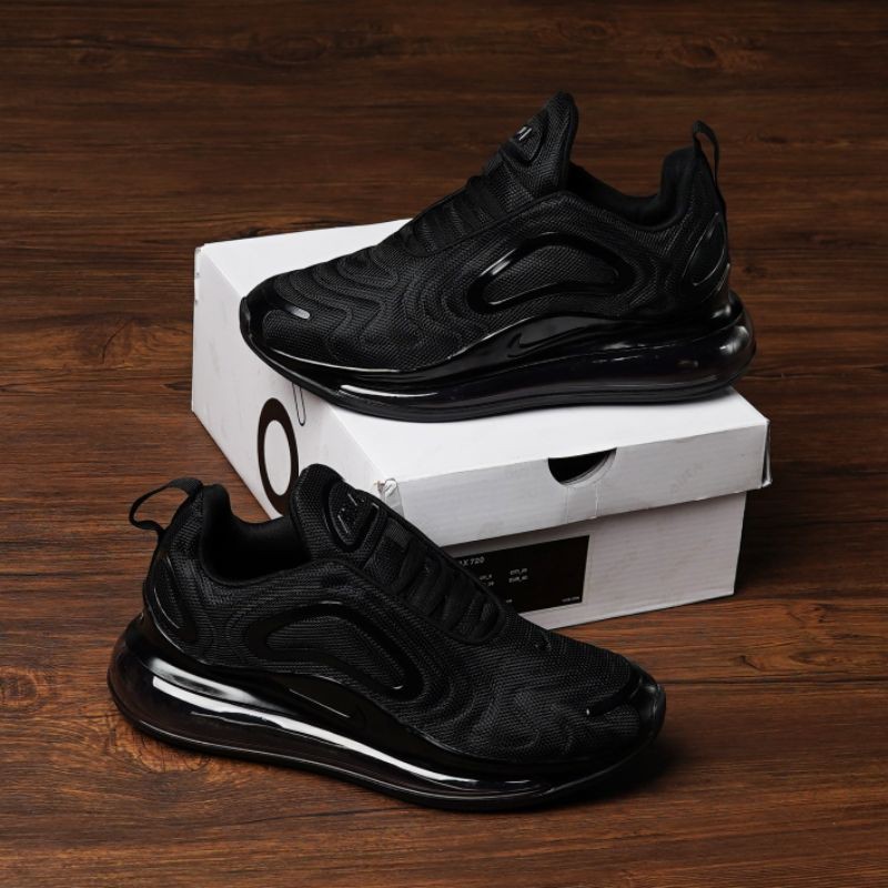 Nike air max 720 full black sale