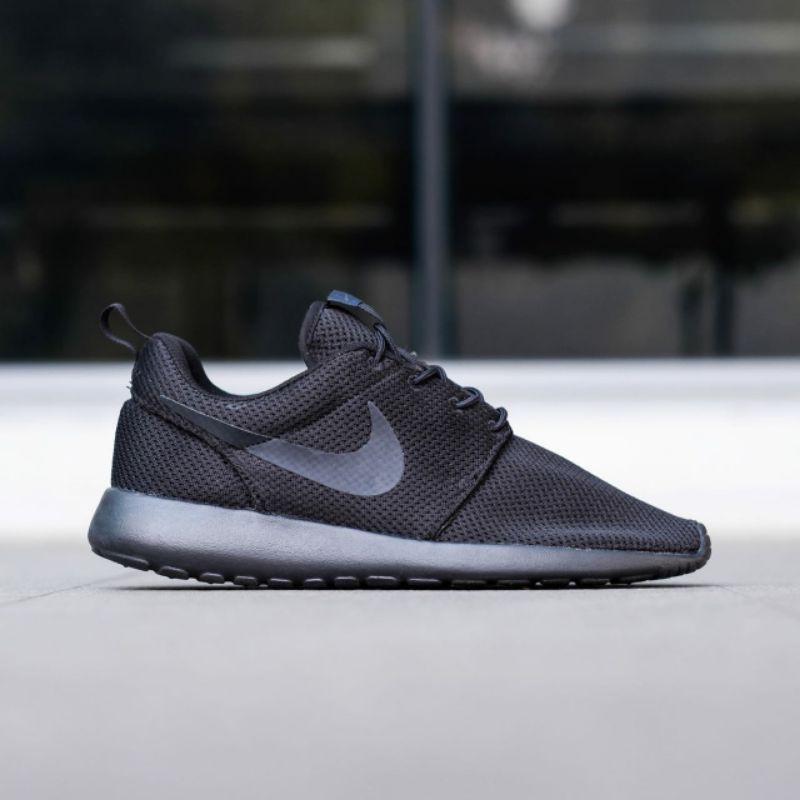 Sepatu nike roshe run on sale original