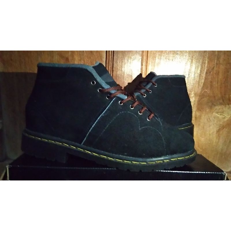 Jual custom sepatu docmart | Shopee Indonesia